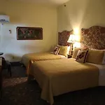 The Lafayette Inn